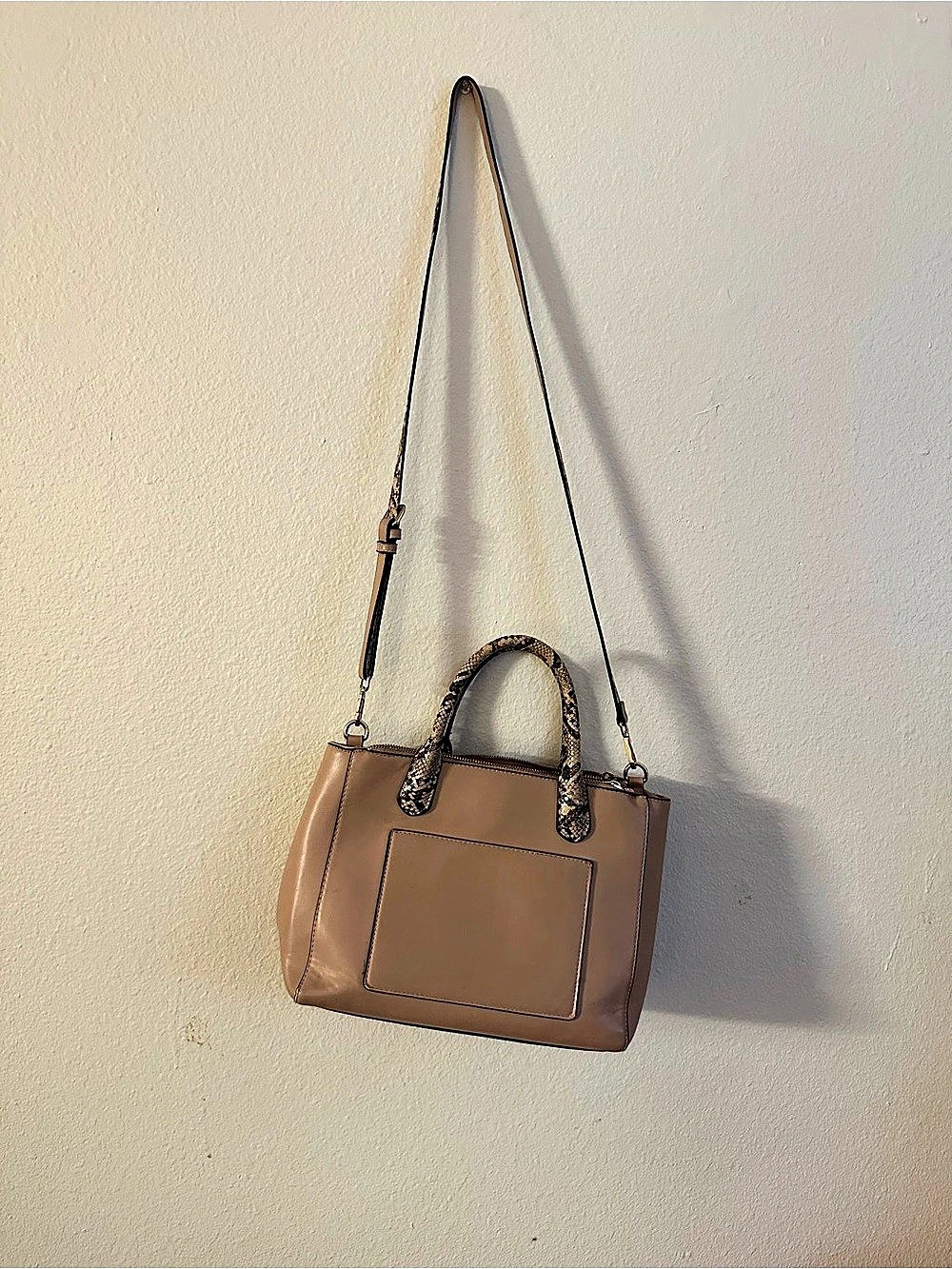 Shoulder Bag in Brown